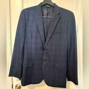 Nautica men’s Navy Plaid Suit